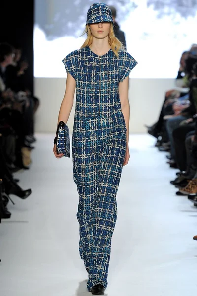 Look 37